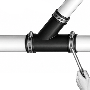 Step three: tighten the stainless steel clamps